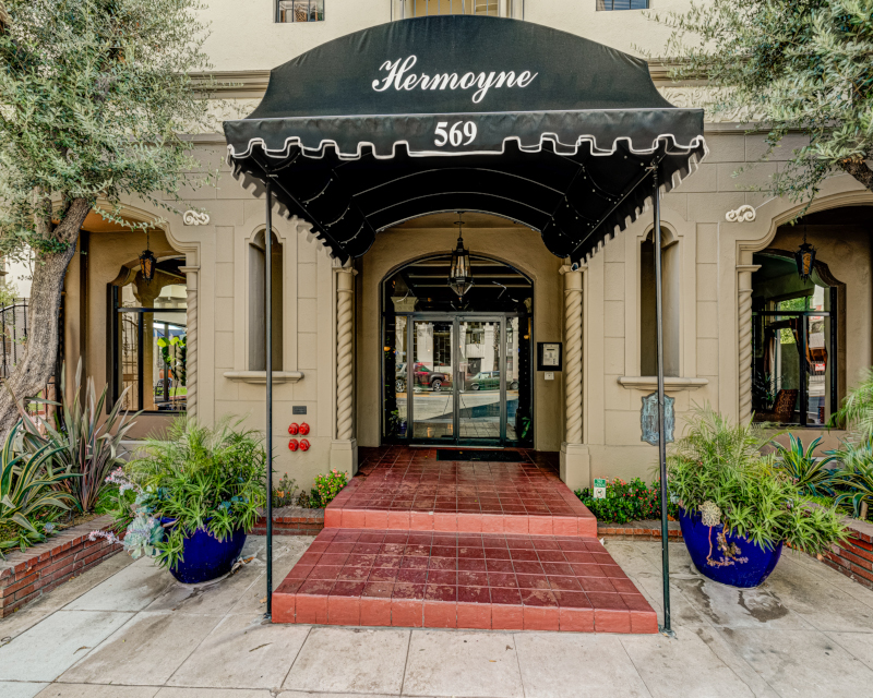 Hermoyne Apartments